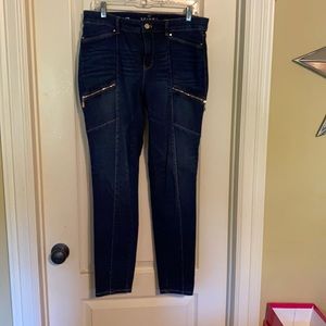 WHBM SKINNY SZ 10 long ankle jean with zippers